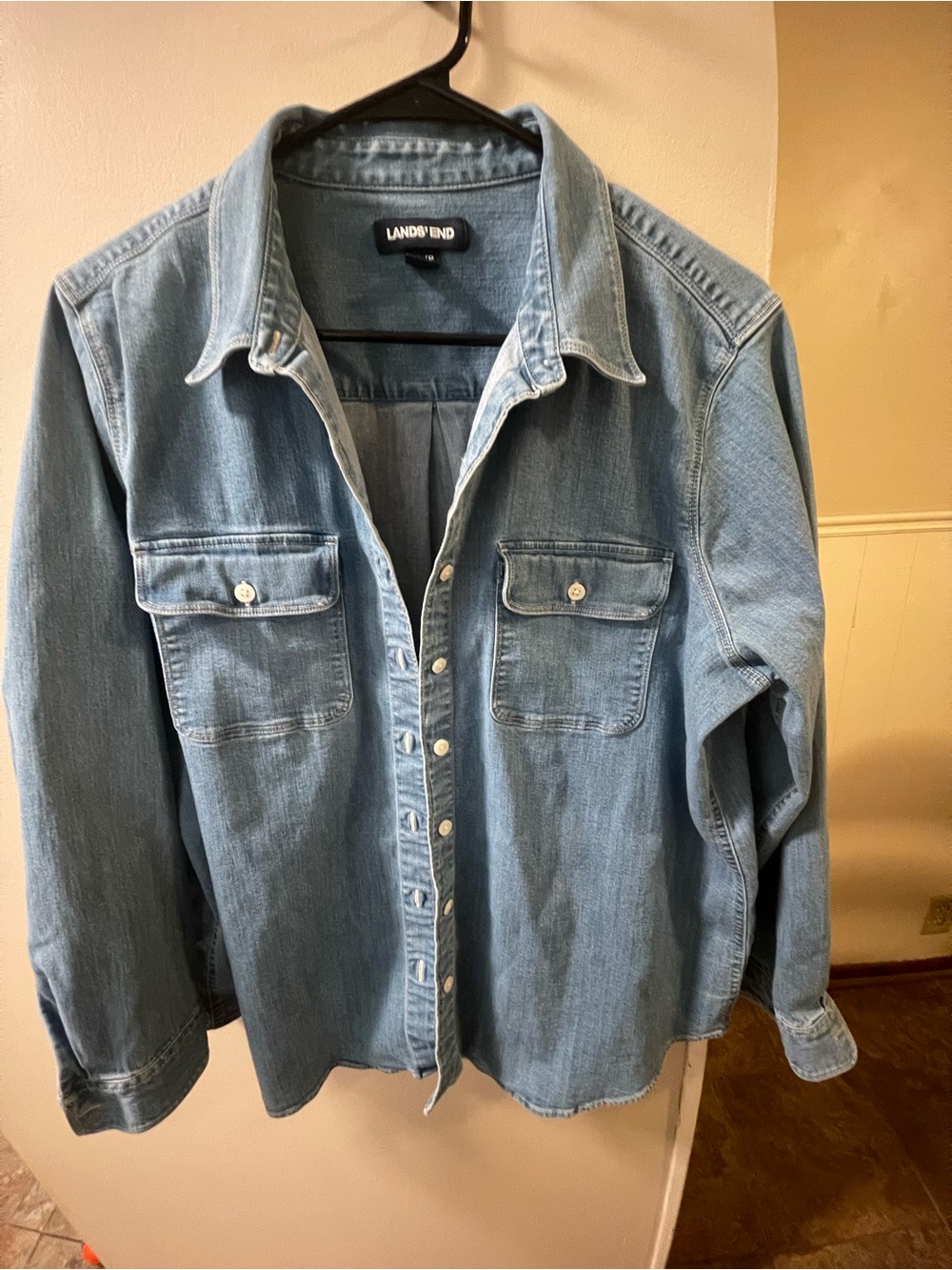 Lands' End Light Blue Denim Button-Down Shirt Size: XL